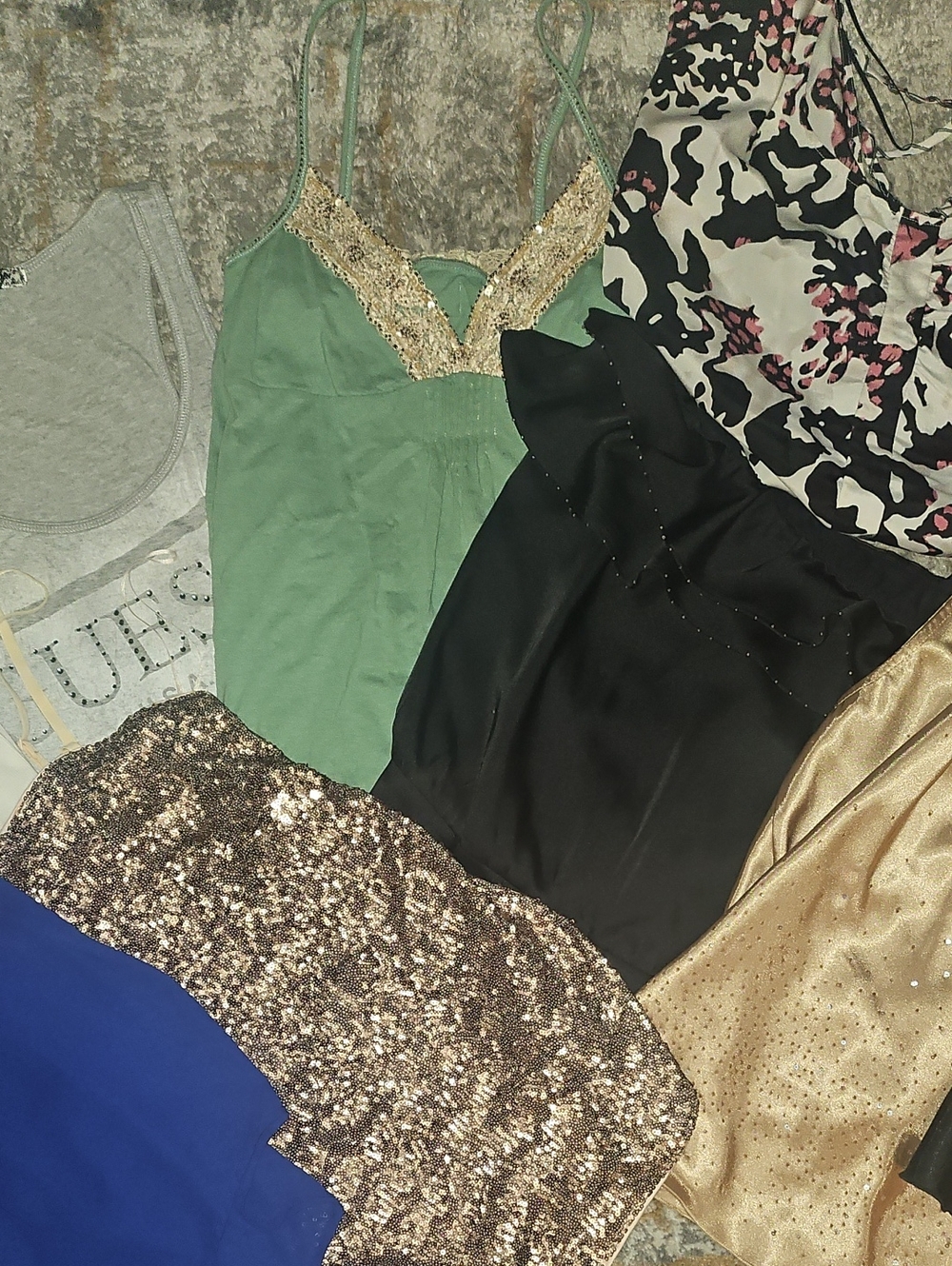 Bundle Of 10 Tops Mix Styles & Sizes Fr Guess Express Rampage Aeropostle & Other - Picture 3 of 15